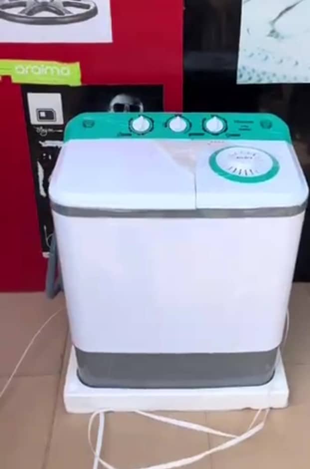 Semi-Automatic Twin Tub Washing Machine